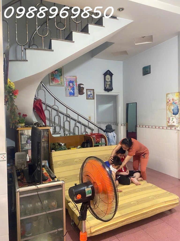 Bán nhà đường Gò Dưa, gần 100m2, gần cầu Gò Dưa, vòng xoay Tam Bình Thủ Đức, giá 4,6 tỷ