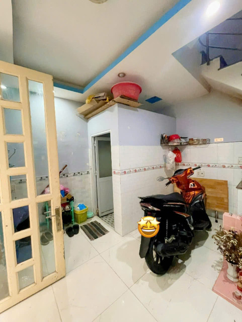 SIÊU VÍP ĐƯỜNG SỐ HẺM P4 Q4 

- NHÀ ĐẸP 3 TẤM BTCT HOÀN CÔNG 

- KHÔNG QUY HOẠCH

CÓ 2 TỶ