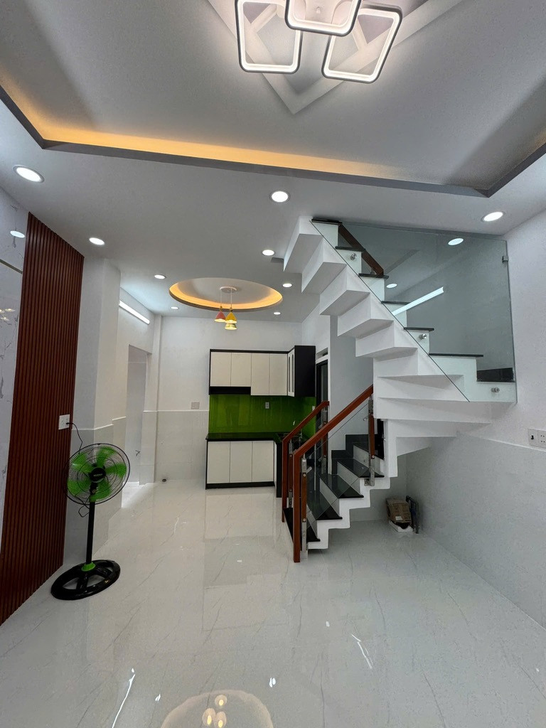 Bán nhà Đường số 19, gần Lê Thúc Hoạch, giáp Tân Phú, 26m2 - 4x7 - 2 tầng, chỉ hơn 2 tỷ