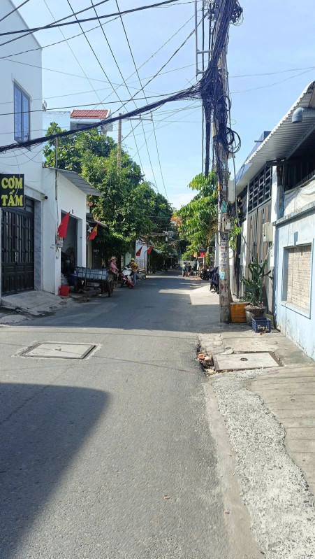 nhà bán. bình tân 6.4 tỷ.Gần AEON