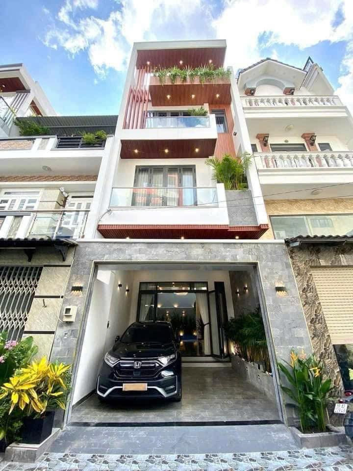 GIÁ 3Tỷ390 CHỐT NGAY NHÀ CÁCH MẠNG THÁNG 8, Q.3 HẺM 6M OTO