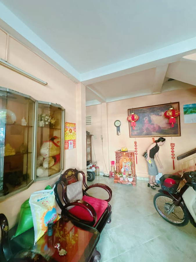 Nhà 4 tầng, hẻm 10m CMT8 – Quận 10, 56m2, đậu xe hơi thoải mái, giá chỉ 12.5 tỷ