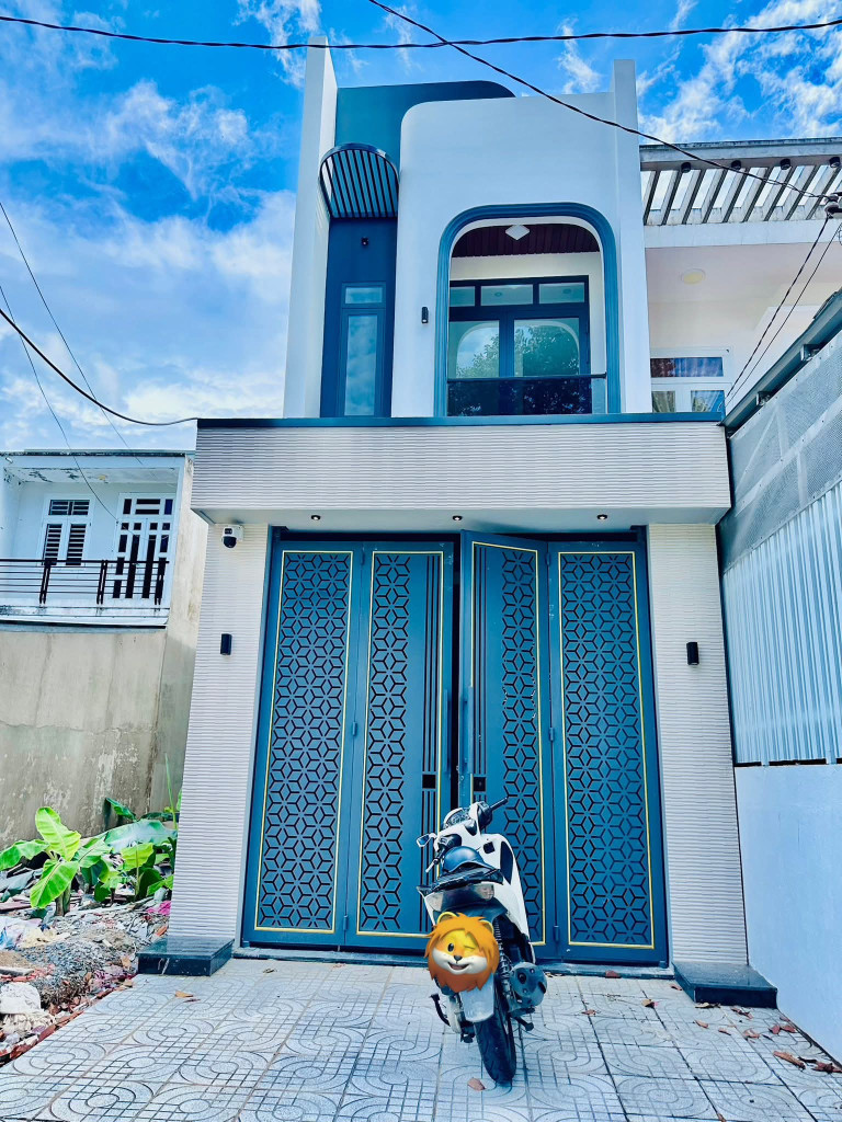 Bán căn nhà 1 trệt 1 lầu mới xây dựng kdc ngân thuận, giá bán 3,9 tỷ