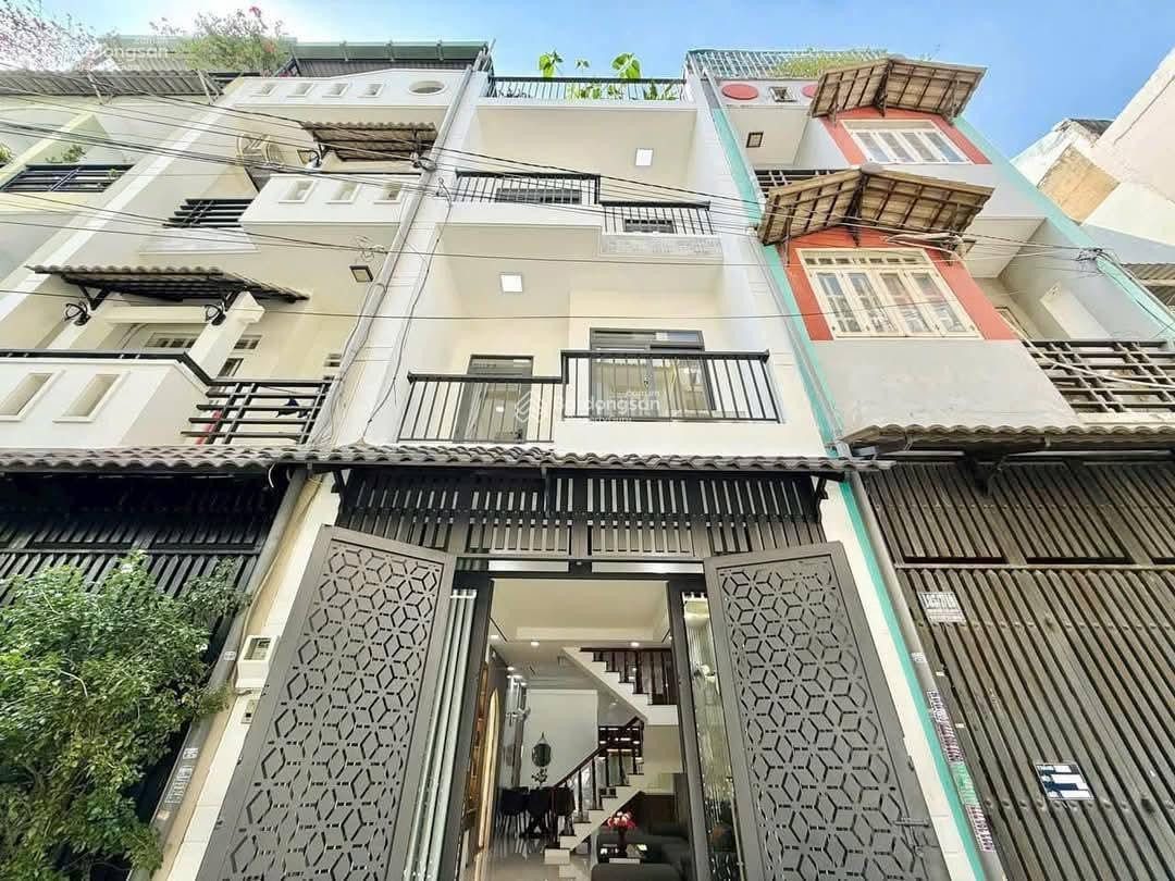 Bán nhà hẻm 6m Đ. Cách Mạng Tháng 8, Quận 10, 64m2, 3tỷ250tr, cho thuê 19tr/th, gần TTTM Vincom 3/2