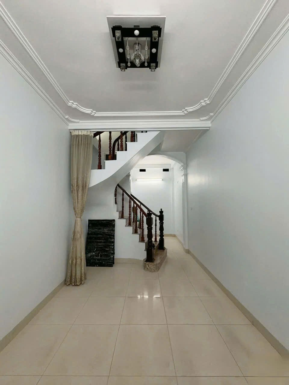 Cho Thuê Nhà Phố Cảm Hội - Hai Bà Trưng/ 30M² 4 Tầng 3 Ngủ Full Đồ - Giá Thuê 13tr