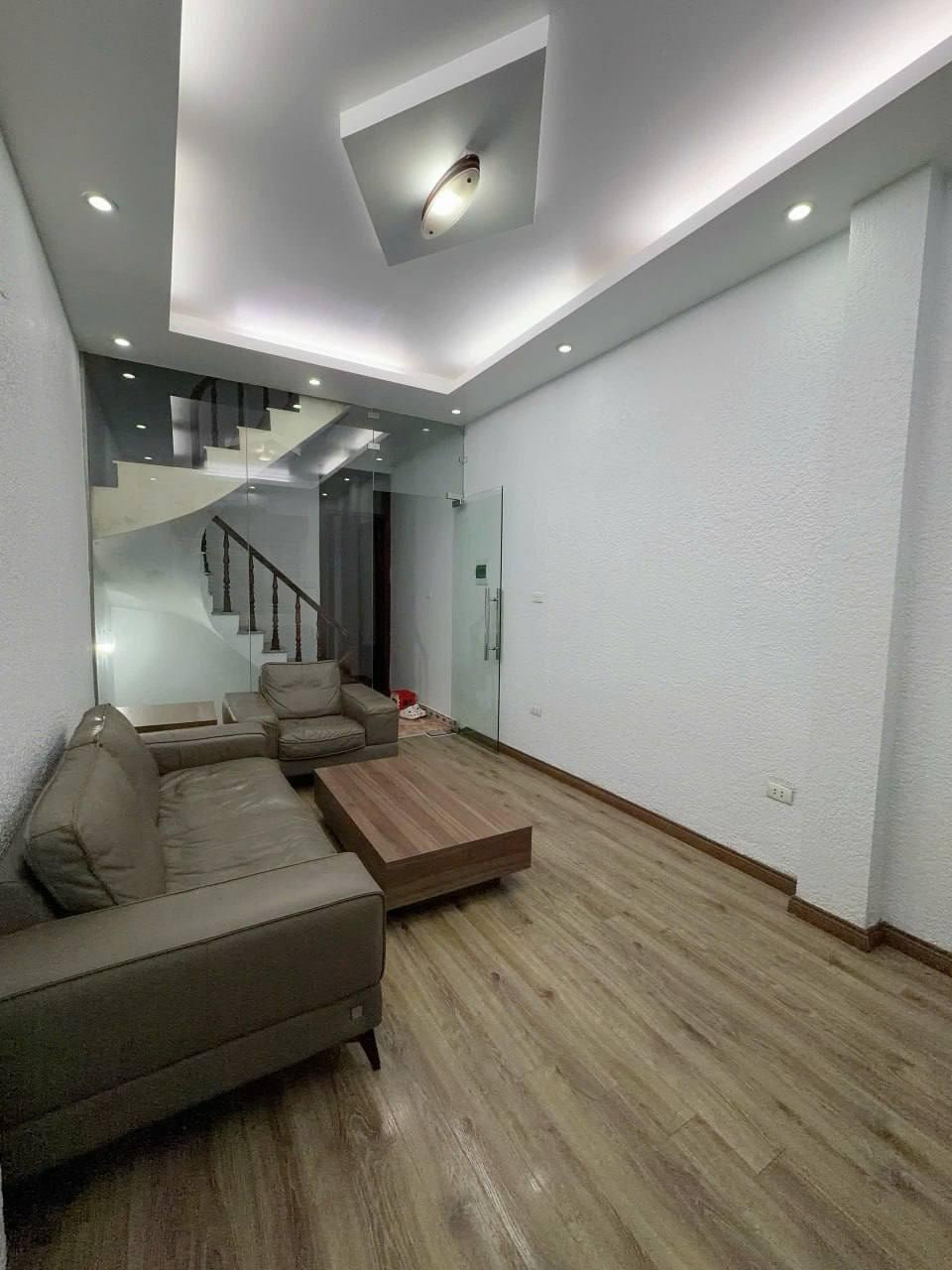 Cho Thuê Nhà 30M² 3 Ngủ - Phố Cảm Hội - Hai Bà Trưng/ Giá Thuê 17Tr/ Tháng