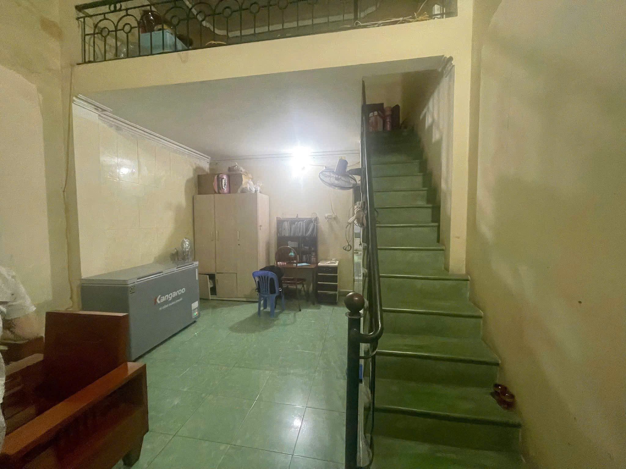 Mrs Tâm Bán nhà 1,5 tầng ngõ 92 Cam Lộ, Hùng Vương, Hồng Bàng, Hải Phòng. Chỉ 2 tỷ