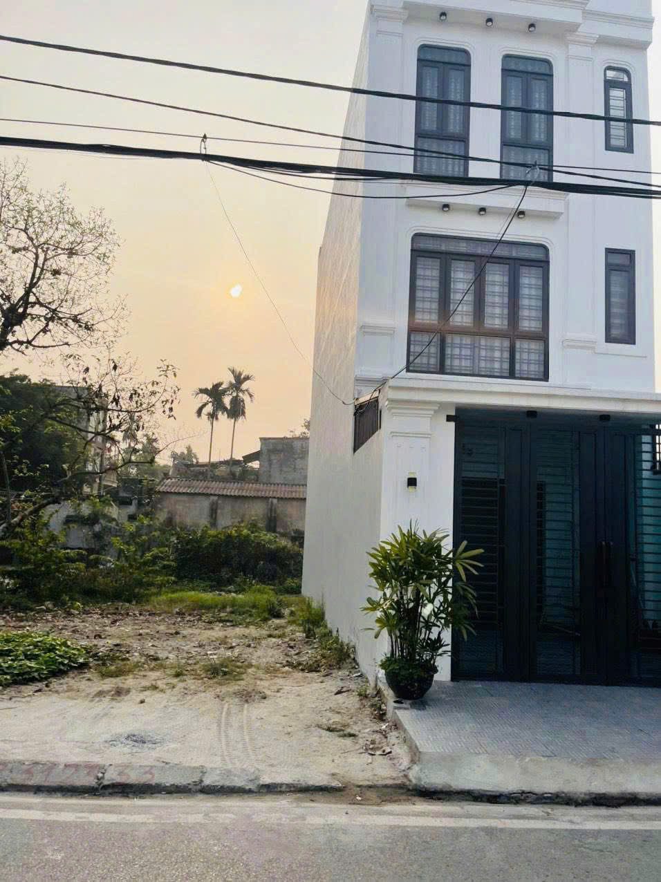 Mrs Tâm Bán đất mặt đường Cam Lộ, Hùng Vương, Hồng Bàng, Hải Phòng. Chỉ 3,8 tỷ