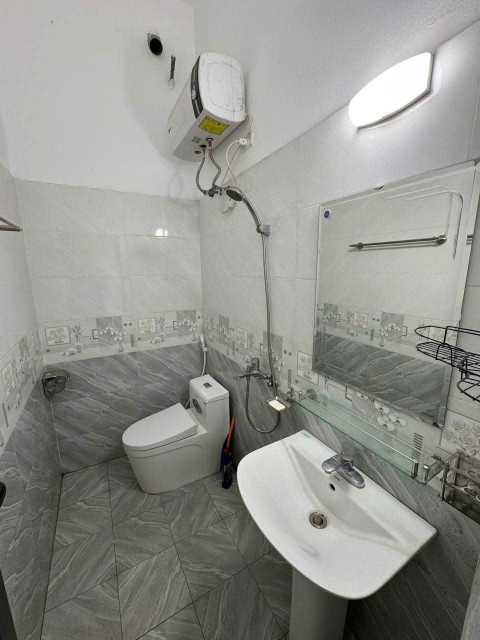 SẴN NHÀ VỀ Ở TẠI XÓM BÃI UY NỖ ĐÔNG ANH DT50M