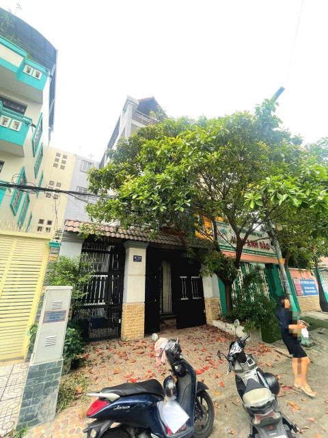 Bán nhà đẹp 3 lầu hẻm nhựa 8m đường Cao Lỗ gần Cao Đẳng Bách Khoa Quận 8