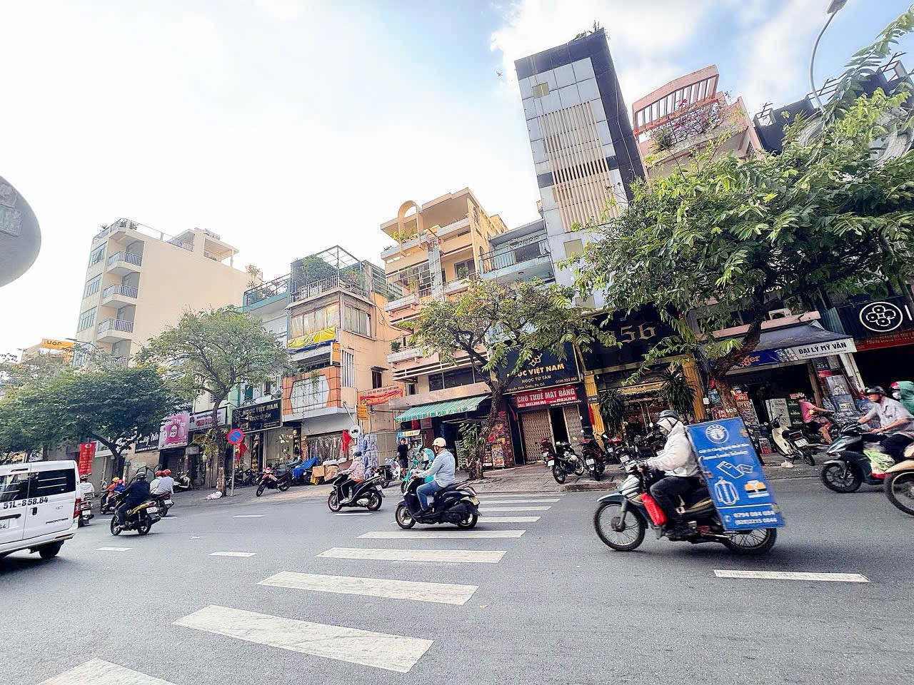 BÁN SIÊU PHẨM TOÀ NHÀ 7 TẦNG MẶT TIỀN KINH DOANH Đ.NGUYỄN ĐÌNH CHIỂU, QUẬN 3- NGANG LỚN 7,9M*21m- CHỈ 56T- HĐT ĐỀU 110TR/TH- 0938676685 GIANG GIANG XEM NHÀ
