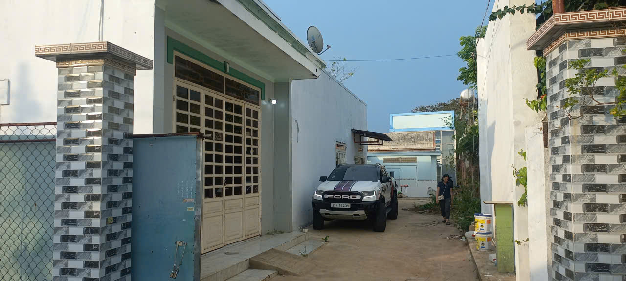 584m vòng xoay long thành  - cách sân bay 3km giá nhà đầu tư