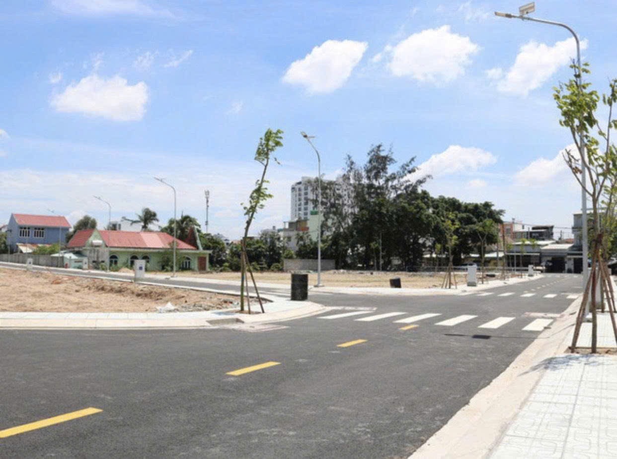 Đất ngay vòng xoay BH-VT. S hơn 100m2_ Chỉ hơn 1tỷ full thổ_Sổ sẵn. Hỗ trợ vay ngân hàng tới 70%