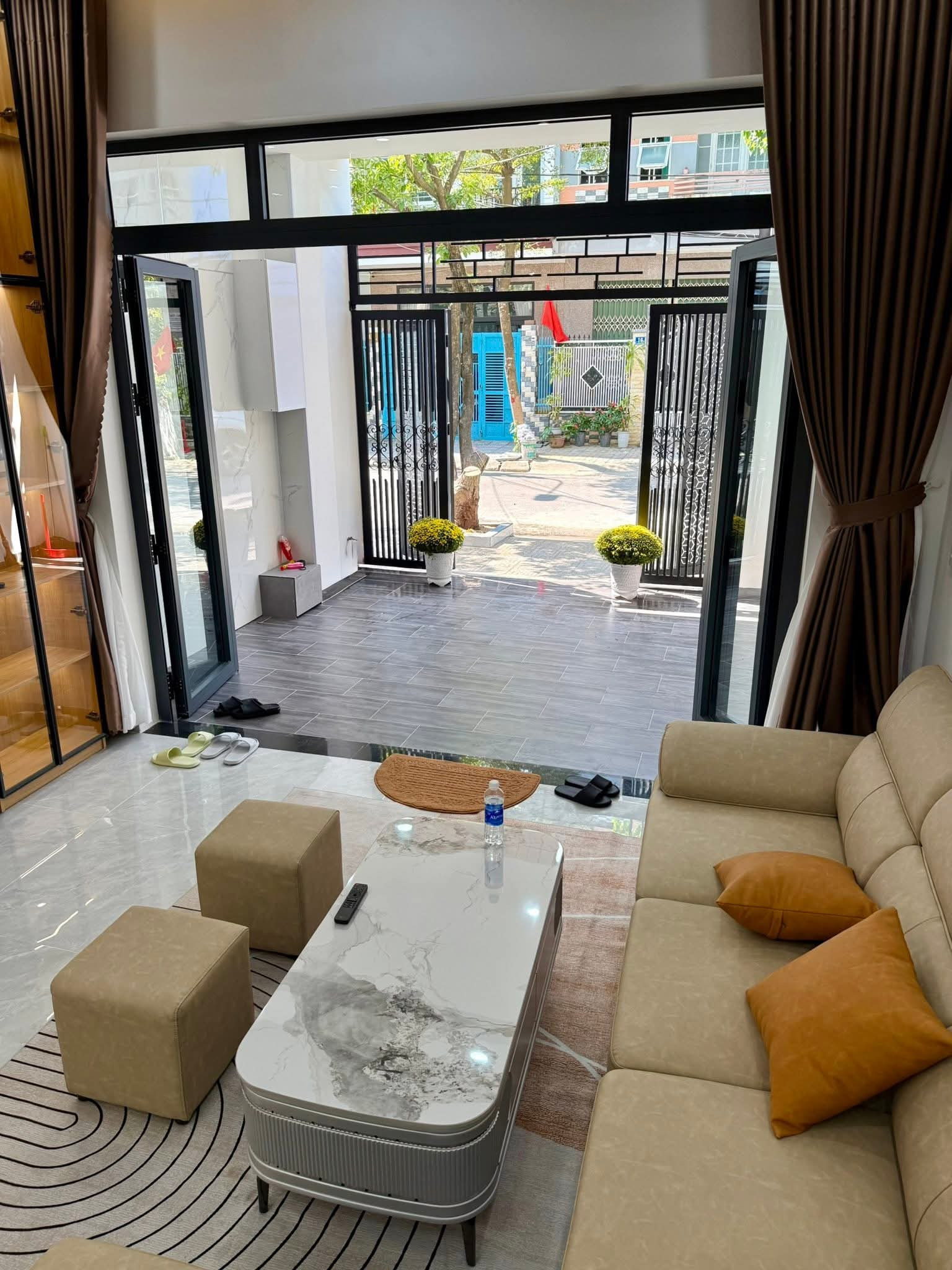 Bán nhà phố 3 Tầng Hoà Cuờng, Hải Châu, Đường Cao Xuân Huy