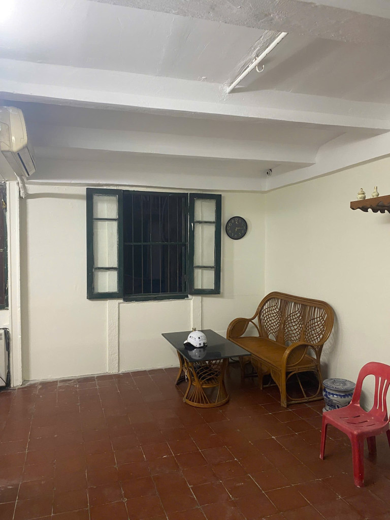 Cho thuê căn hộ Tập thể Phố Cát Linh, DTSD 75m2, 3 ngủ, 7 triệu ở hộ gia đình (có thương lượng)