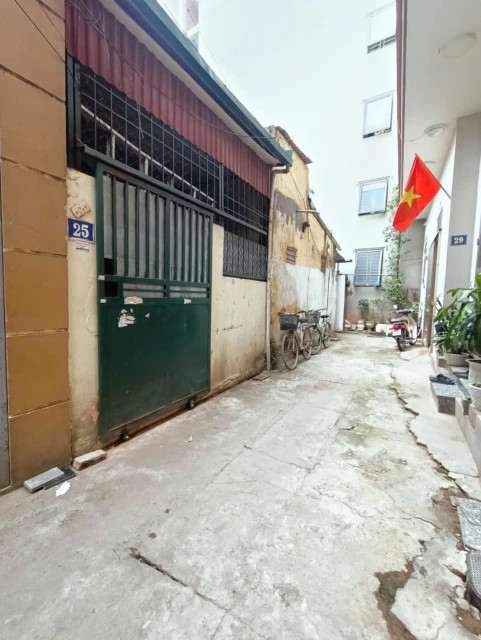 Nhà cấp 4 Cầu Diễn - 53m2 - mặt tiền 3,5m - sát đường ô tô giá nhỉnh 7 tỷ