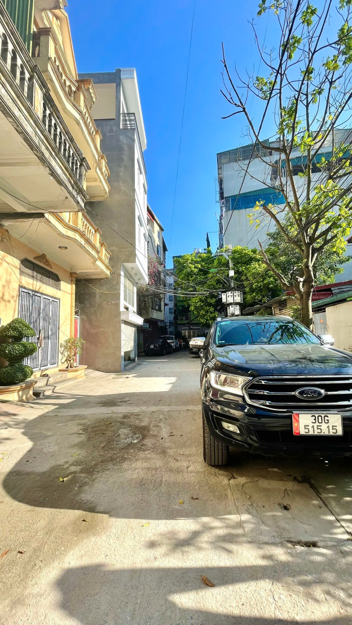 (DÒNG TIỀN 1.8 TỶ/NĂM) BÁN CHDV CẦU DIỄN - 114M² x 7T - Ô TÔ TRÁNH - 28 PHÒNG - GIÁ 29 TỶ