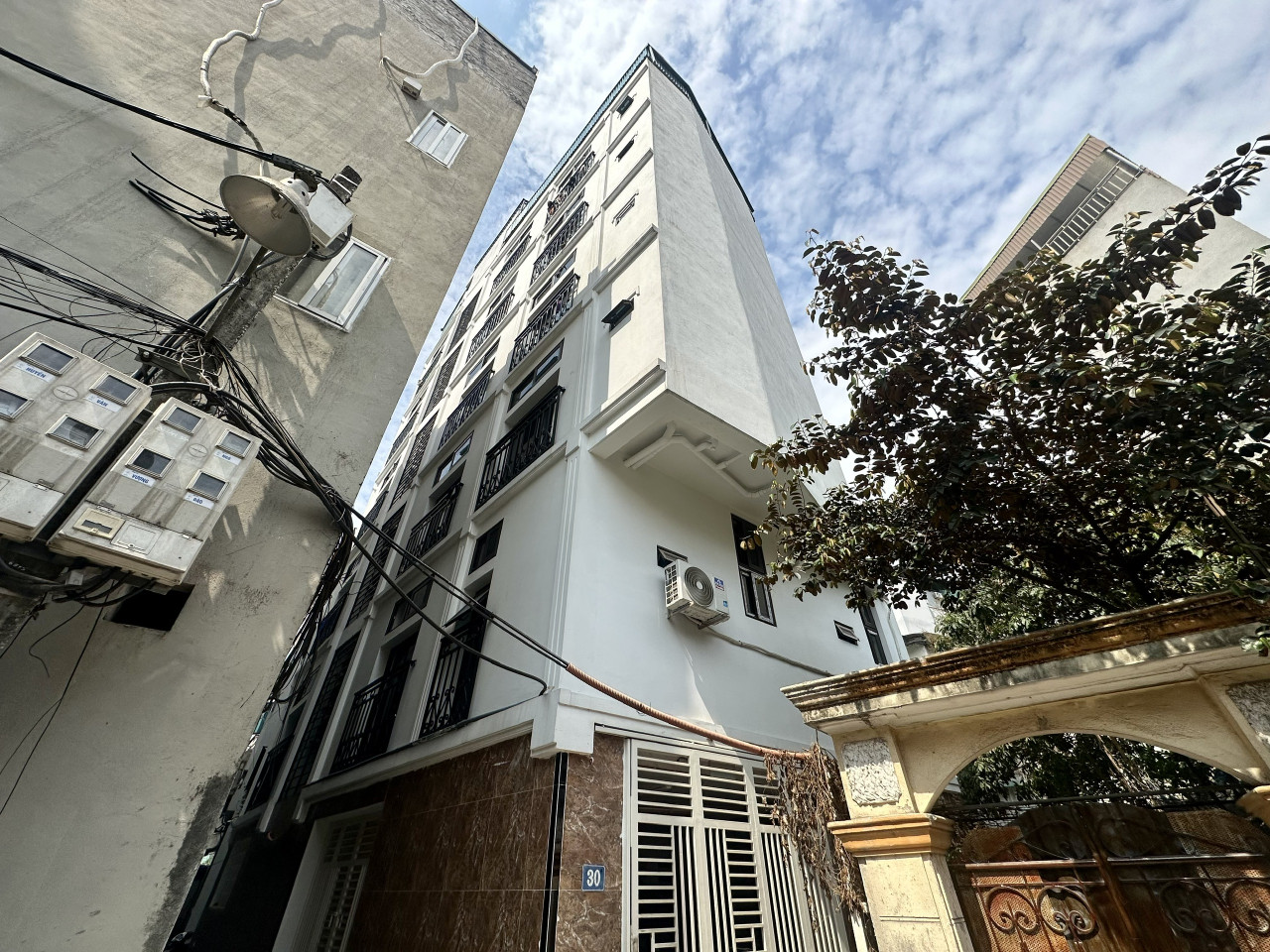 (Tin thật 100%) Bán CHDV lô góc 100m2 x 24CH ngõ 74 Cầu Diễn - Cách ô tô 50m - Dòng tiền 1,2 tỷ/năm
