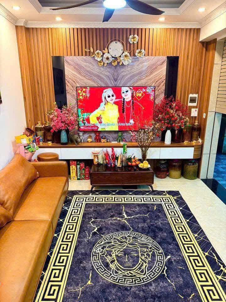 🌟 Nhà đẹp 5 tầng Cầu Đơ, Hà Đông – 42m², mặt tiền 4m – giá nhỉnh 9 tỷ