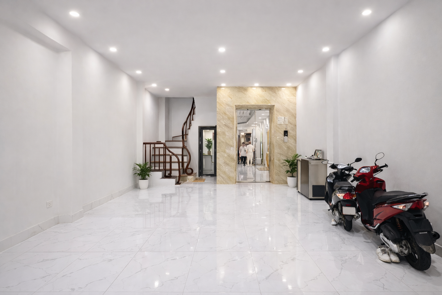 NHÀ ĐẸP QUANG TRUNG HĐ - GARA Ô TÔ VÀO NHÀ - THANG MÁY - NGAY PHỐ - TIỆN KINH DOANH - 41M2 FULL NỘI THẤT