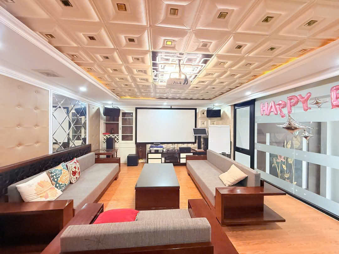 CĂN GÓC - CĂN HỘ CAO CẤP - DUPLEX - HADO PARK - THÀNH THÁI - NỘI THẤT SIÊU XỊN MỊN - HỆ THỐNG CÁCH ÂM - PHÒNG HÁT 320m 2 tầng, giá 18,9 tỉ