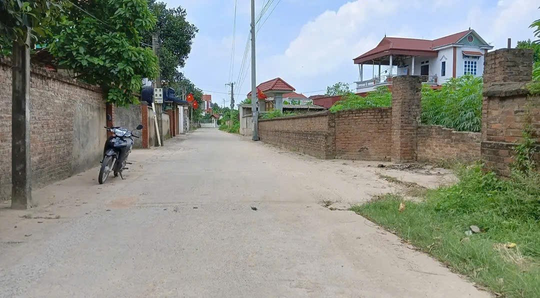 Bán đất 83m² ngang 5m giá 2.3 tỷ Xã Sóc Sơn