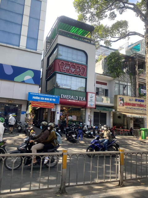**V.I.P Quận 5_Chỉ 2 Căn Ra Mặt Tiền Nguyễn Tri Phương 4.2X21m, 2Tầng
Nhỉnh 14 Tỷ.