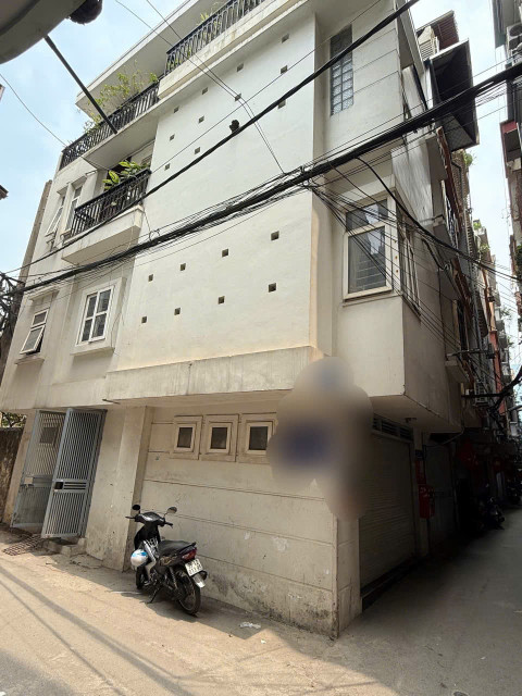 Cho thuê : nhà nguyên căn ngõ 2 khu tập thể công an phường cổ nhuế , bẮC từ liêm Hn