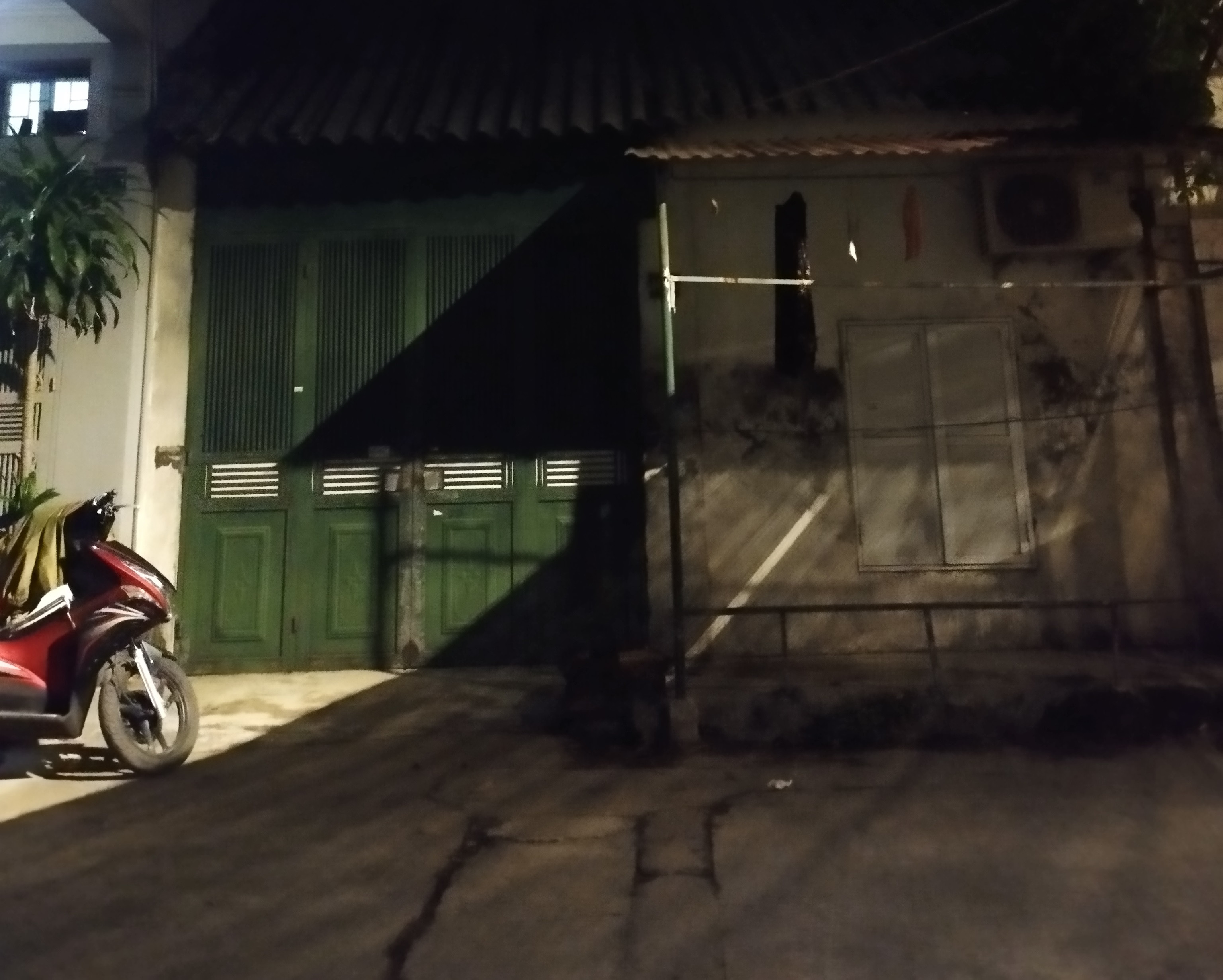 Bán đất hiếm mặt ngõ 6m thông Hoàng Quốc Việt kéo dài, khu TT dân trí cao