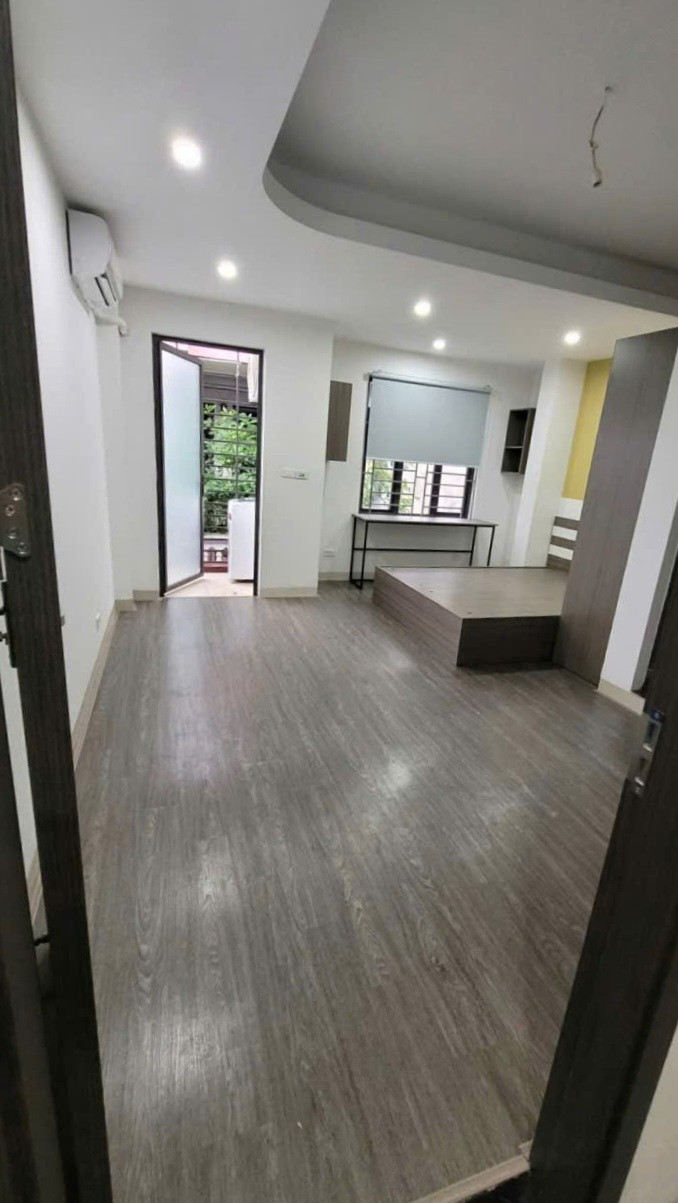 Gần nhiều trường đại học gần phố chính phạm văn đồng