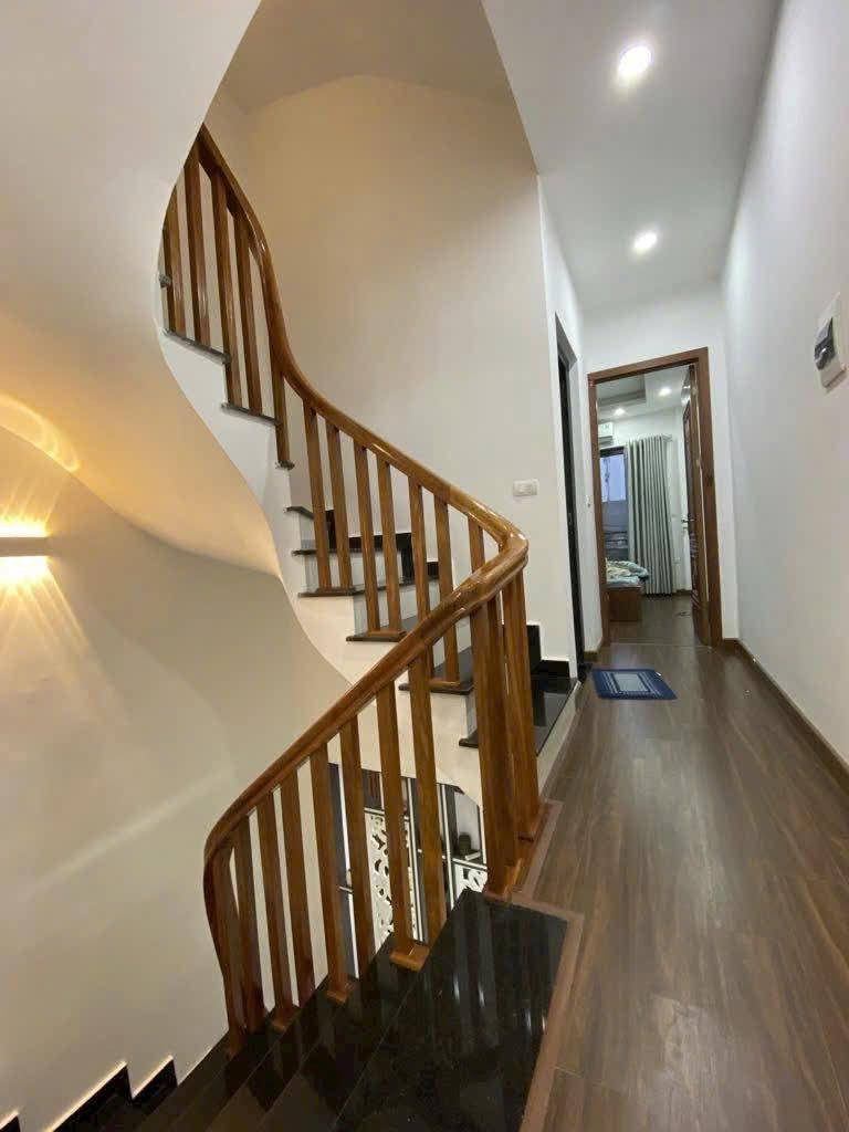Bán nhà Việt Yên, Ngũ Hiệp, ô tô đỗ gần 44 4 3 5.150 tỷ