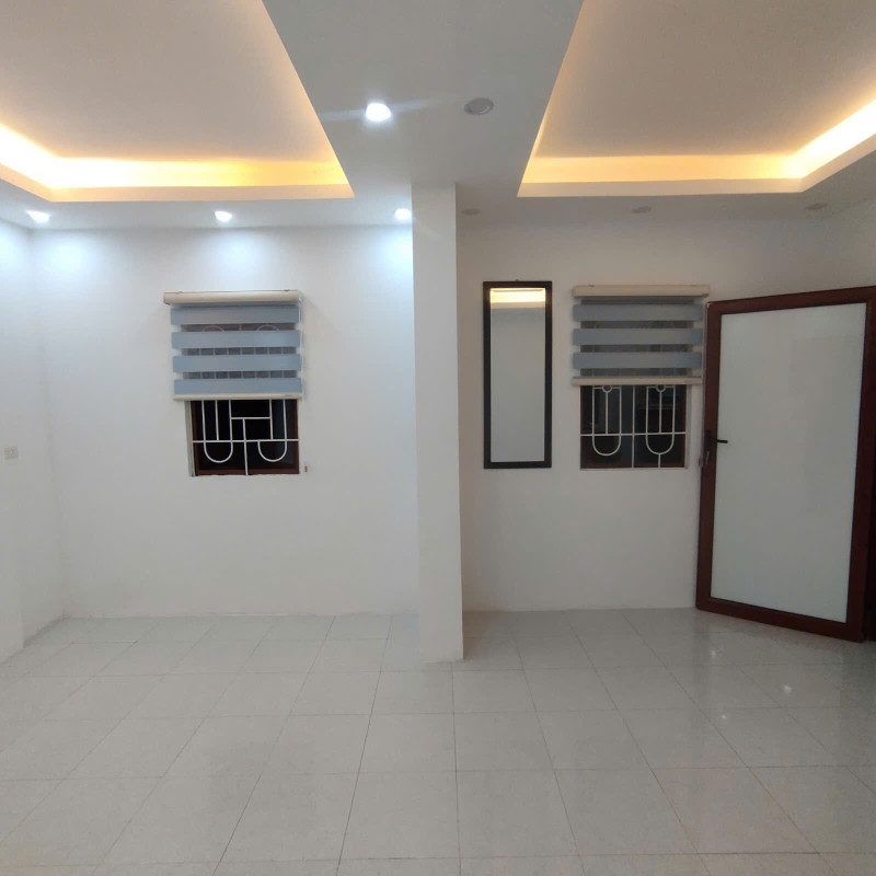 Kim Mã-Ba Đình diện tích 30 mét, 4 tầng, ngõ rộng 3 mét, cách ô tô tránh đúng 20 mét, sổ đỏ chính chủ