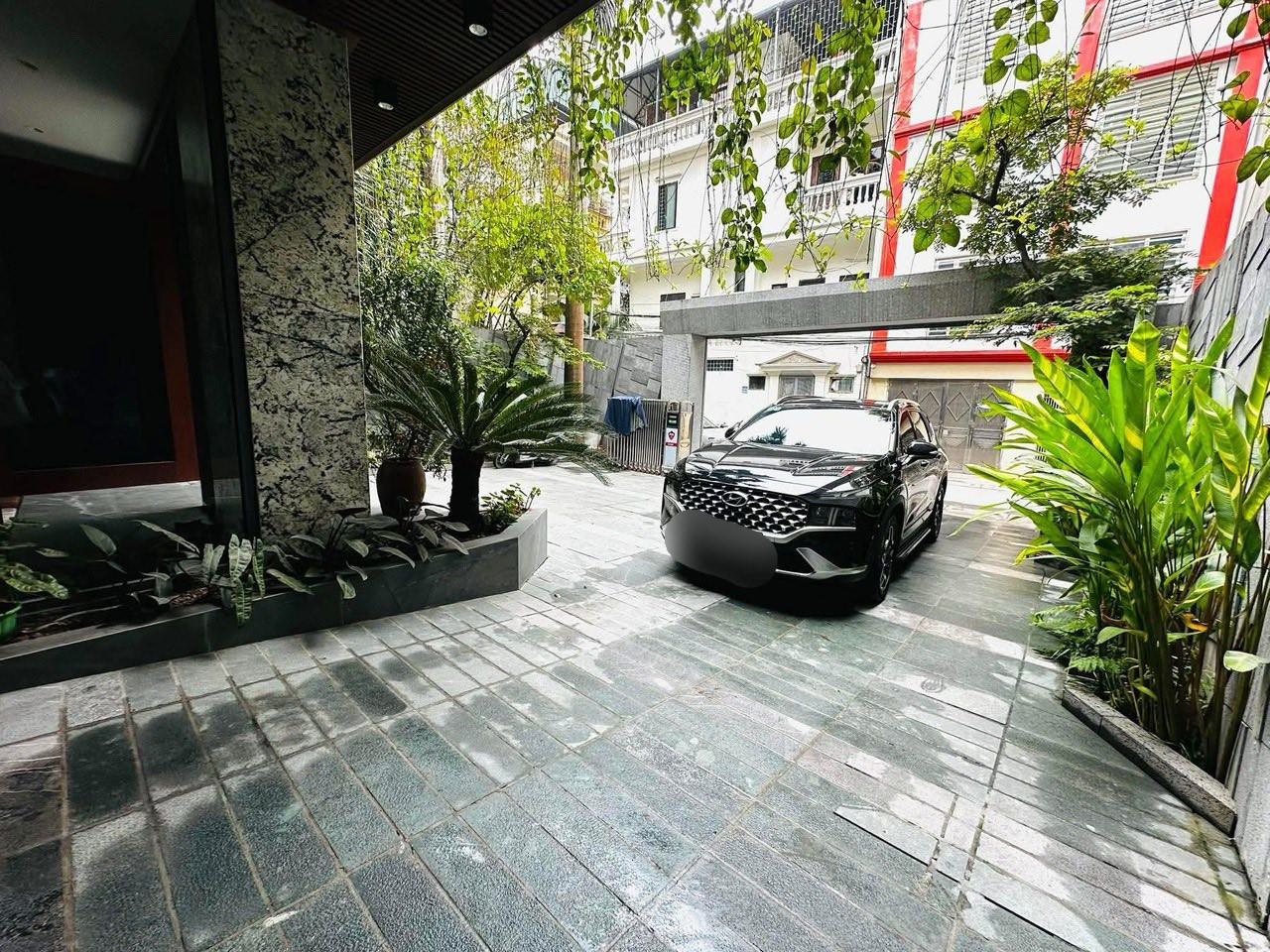 SIÊU BIỆT THỰ- Phố Kim Mã (Giang Văn Minh) 360m2/ 3 Tầng/MT 12m -99 Tỷ, Gara Ô tô