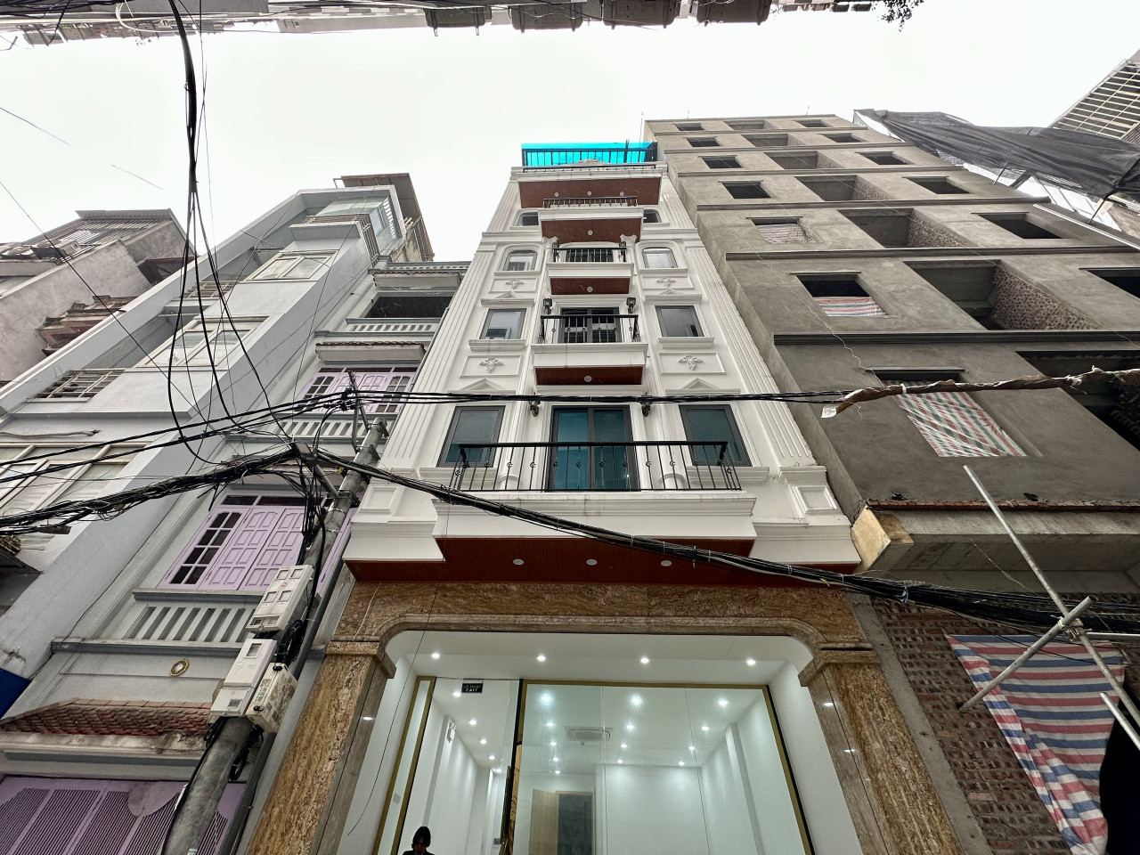 (Tin thật 100%) Bán tòa VP kết hợp CHDV tại Kim Mã - Phân lô 2 ô tô tránh - Dòng tiền 1,5 tỷ/năm