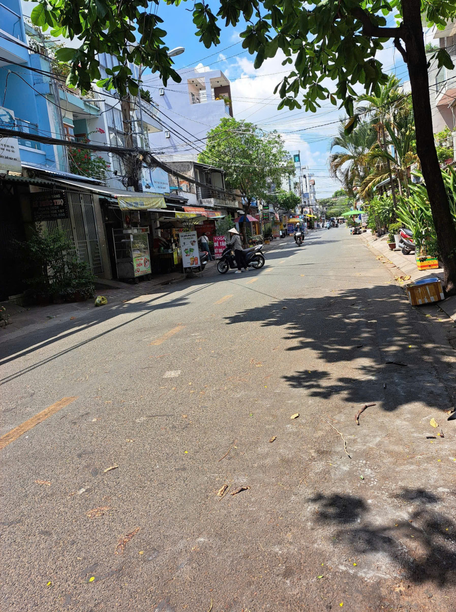 BÁN NHÀ 6 TẦNG MẶT TIỀN ĐƯỜNG CHÁNH HƯNG – P4, QUẬN 8 – Ô TÔ ĐỖ CỬA – KHU VỰC TIỀM NĂNG PHÁT TRIỂN, GỌI NGAY:0938827657 MS TUYỀN