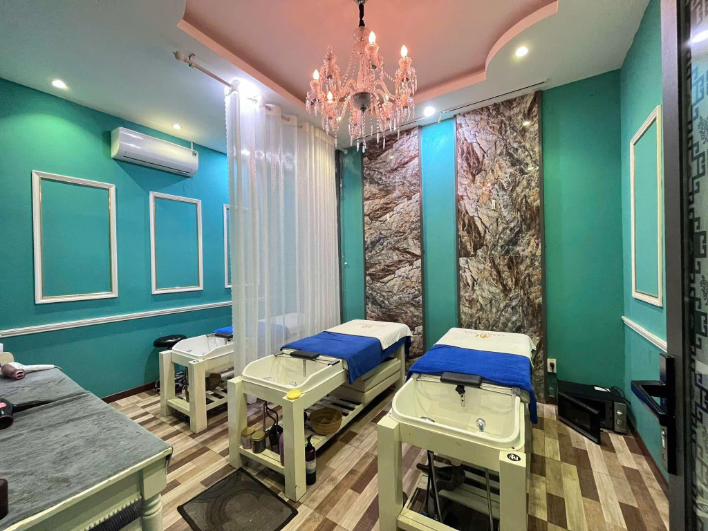 Spa đang hoạt động trong KDC Chánh Nghĩa- TDM- Bình Dương. cần sang lại.