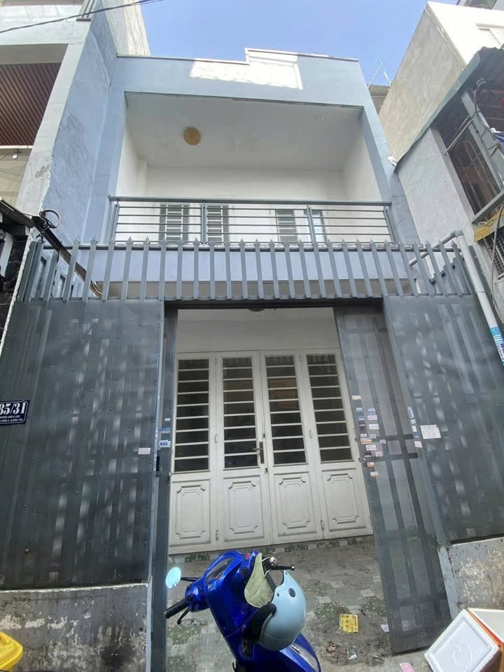 Bán nhà mới xây tại hẻm 355 Chiến Lược, Bình Tân giá 4.99t có tl thiện chí