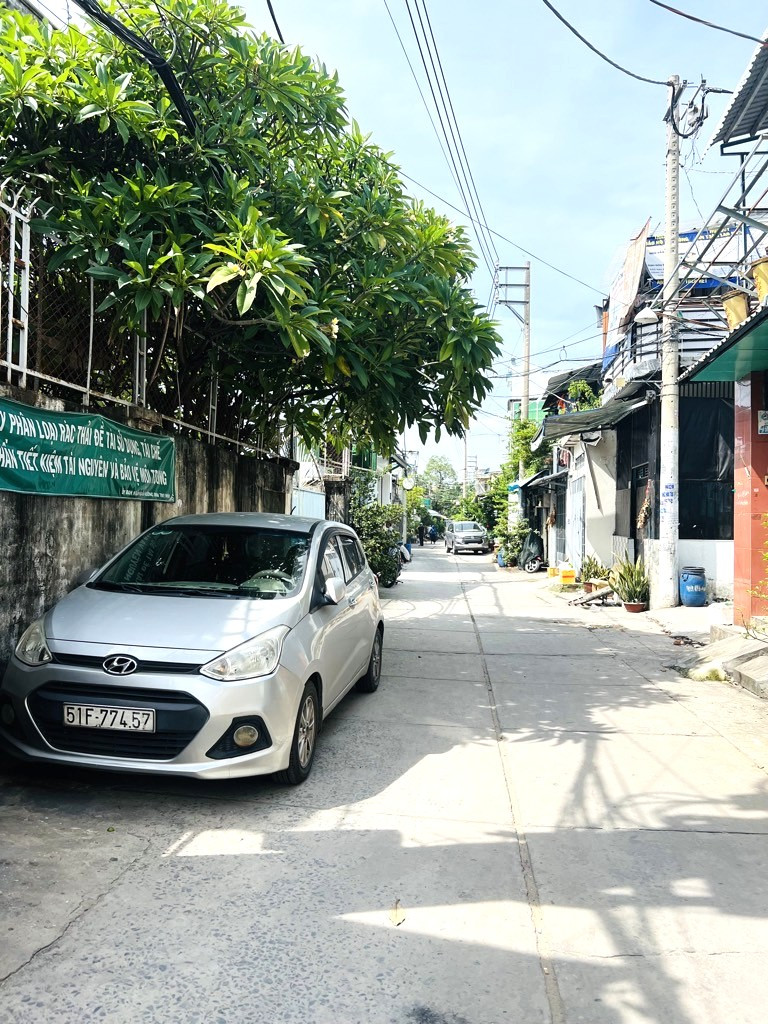 BÁN NHÀ NGAY CHỢ BÌNH TRỊ ĐÔNG MỚI TÊN LỬA BÌNH TÂN - HẺM 5M - 88M - 6.2 TỶ