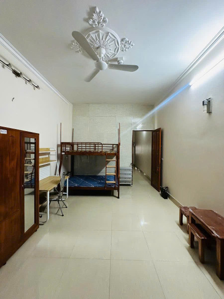 Bán nhà mặt phố Chiến Thắng Văn Quán Hà Đông, nhà 2 mặt tiền DT 70m2x 5 T giá 26,5 tỷ