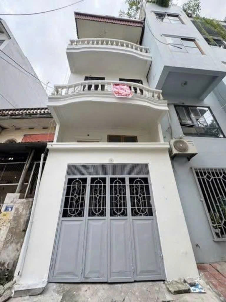 Cho Thuê Nhà 35M² 4 Tầng 2 Ngủ - Full Đồ - Giá Thuê 10tr