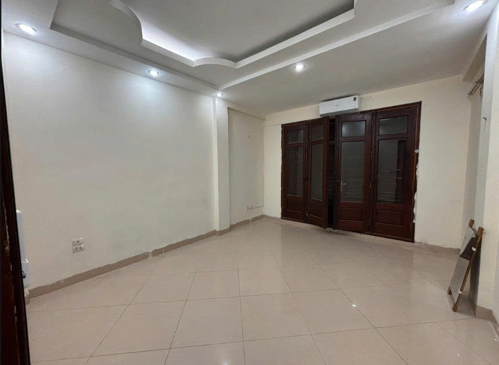 CHÍNH CHỦ CHO THUÊ VĂN PHÒNG TẠI MẶT ĐƯỜNG CHIẾN THẮNG - HÀ ĐÔNG