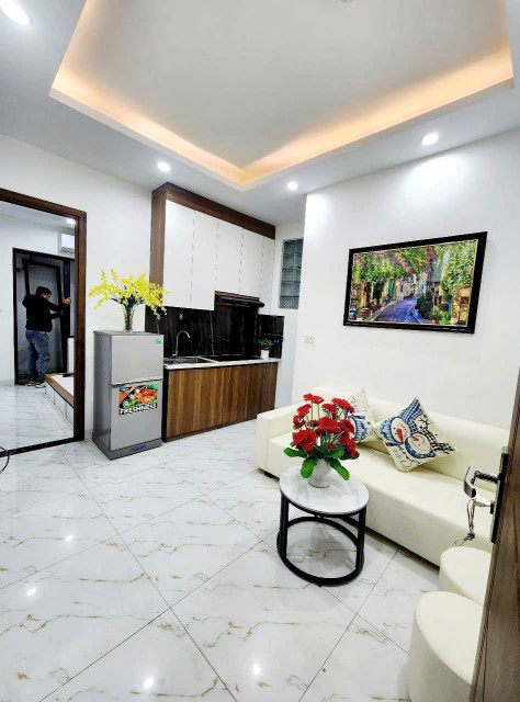 Chính chủ mình cần bán căn chung cư mini tầng 3, diện tích 36 mét, nhà mới xây xong, ngõ ô tô ,đầy đủ nội thất phố Chính Kinh giá chỉ hơn 1 tỷ .
Liên hệ em: 0975948906