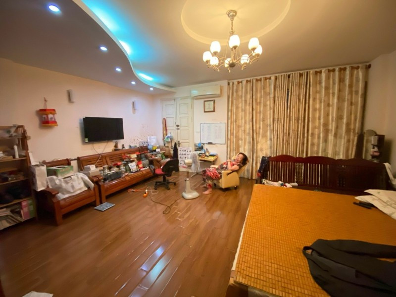 Duy nhất 1 căn Chính Kinh Thanh Xuân- Gần Royal City  - 44mx3 tầng - 3 ngủ - ngõ rộng - 10.9 tỷ lh 00817606560