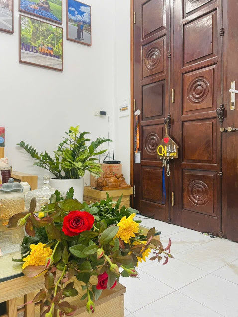 Bán nhà phố Chính Kinh, Thanh Xuân, nhà dân xây chắc chắn, ngõ rộng, gần Royal City