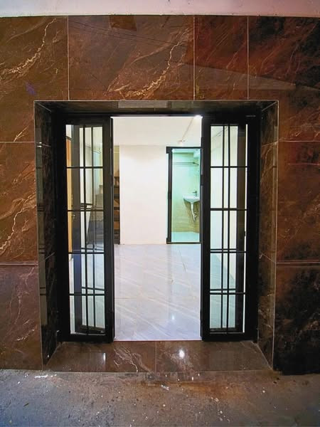 Cho thuê nhà Phố Khâm Thiên, 25m2 x 3 tầng, 2 ngủ, 10 Triệu KDon, ở gđ, nhóm ít người
