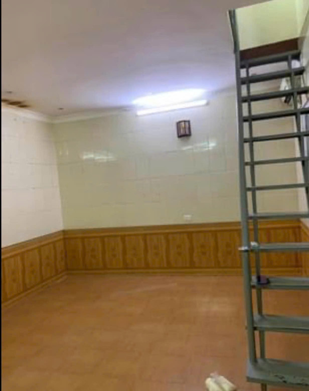 Cho thuê nhà nguyên căn Ngõ Văn Chương, 2 tầng x 31m2, 2 ngủ, 6 Triệu