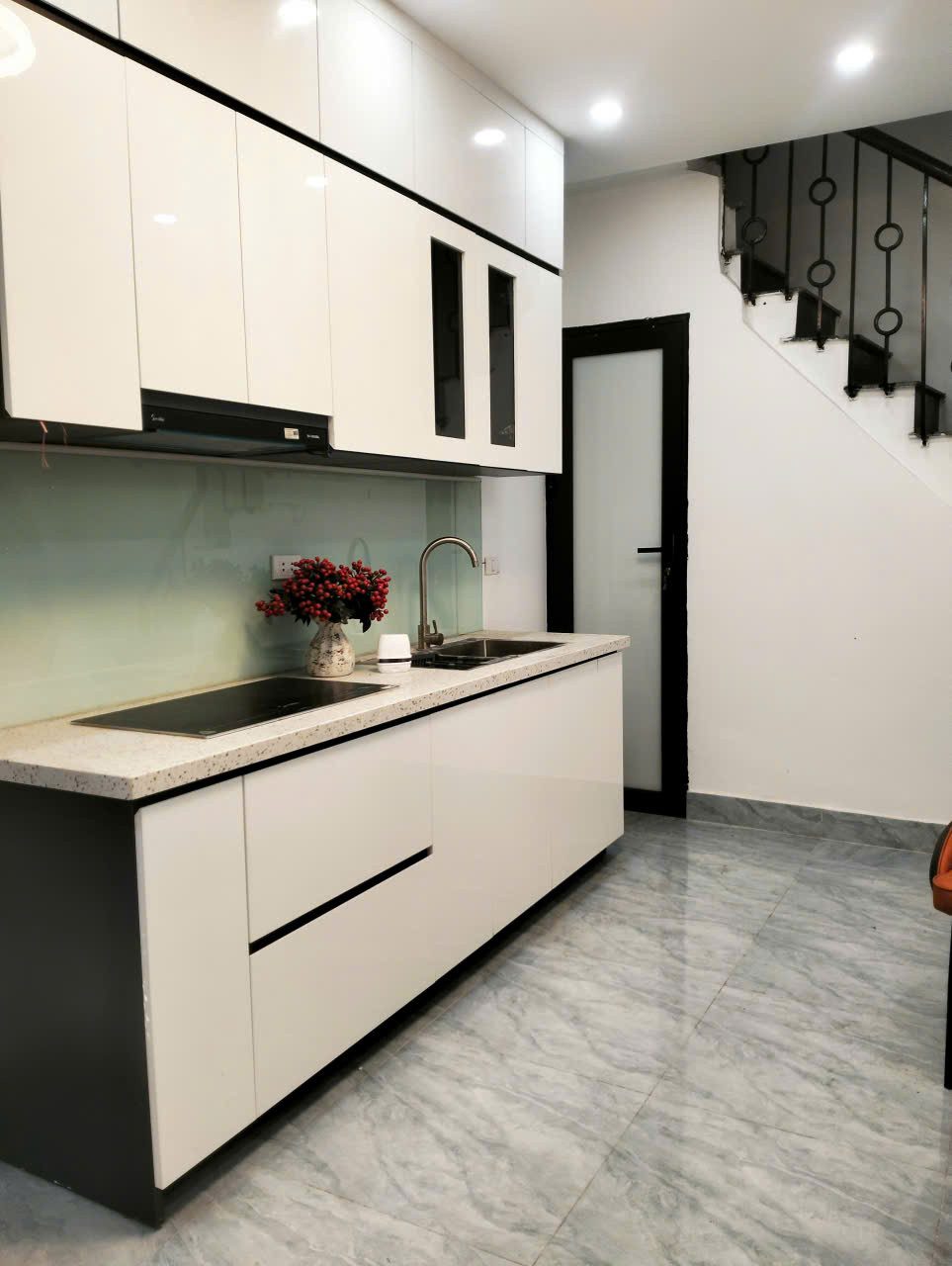 🔥 5.2 TỶ – NHÀ PHỐ CHỢ KHÂM THIÊN – Ở LÀ THÍCH
👉 20m² – 4 tầng – 3 ngủ – 3 WC
