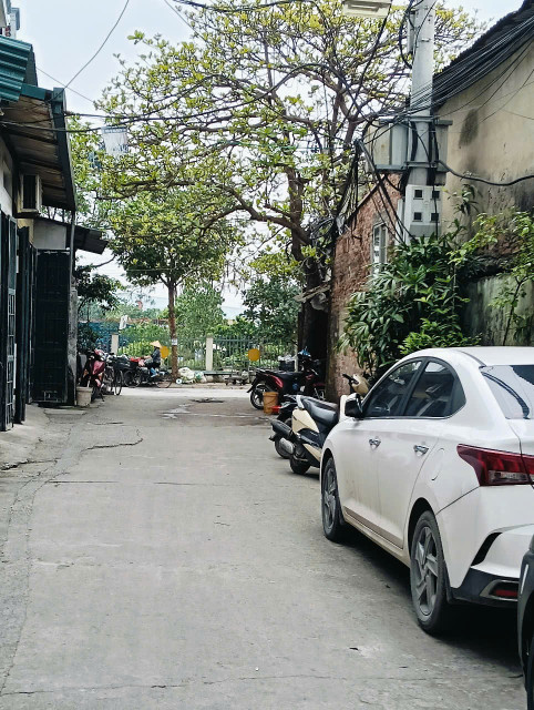 BÁN NHÀ THẠCH BÀN -51M2- NHỈNH 7TỶ- THANG MÁY- 10M Ô TÔ TRÁNH ĐỖ CẢ NGÀY- GẦN CHỢ