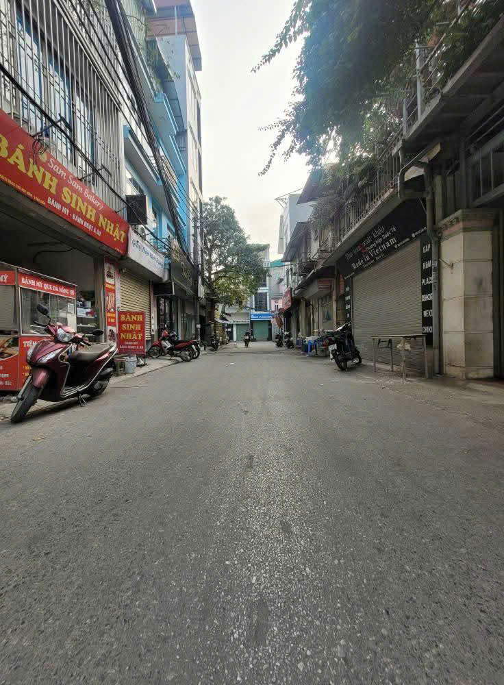 ***HÀNG TUYỂN LONG BIÊN - Ô TÔ ĐỖ CỬA - CẠNH CHỢ PHÚC ĐỒNG - HÀNG XÓM VINHOMES - KHU VIP - TIỆN ÍCH - Ở SƯỚNG*Phố Chu Huy Mân