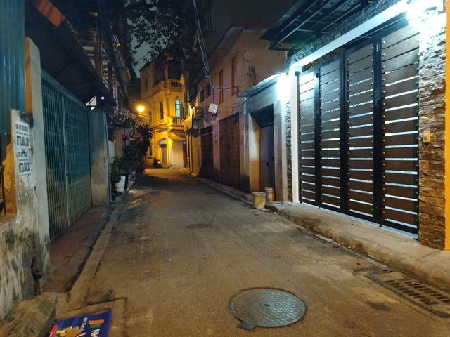 NHÀ MỚI GARA Ô TÔ NGÕ THÔNG KINH DOANH Chu Huy Mân 70m2, 5 tầng 12.3 tỷ Long Biên.